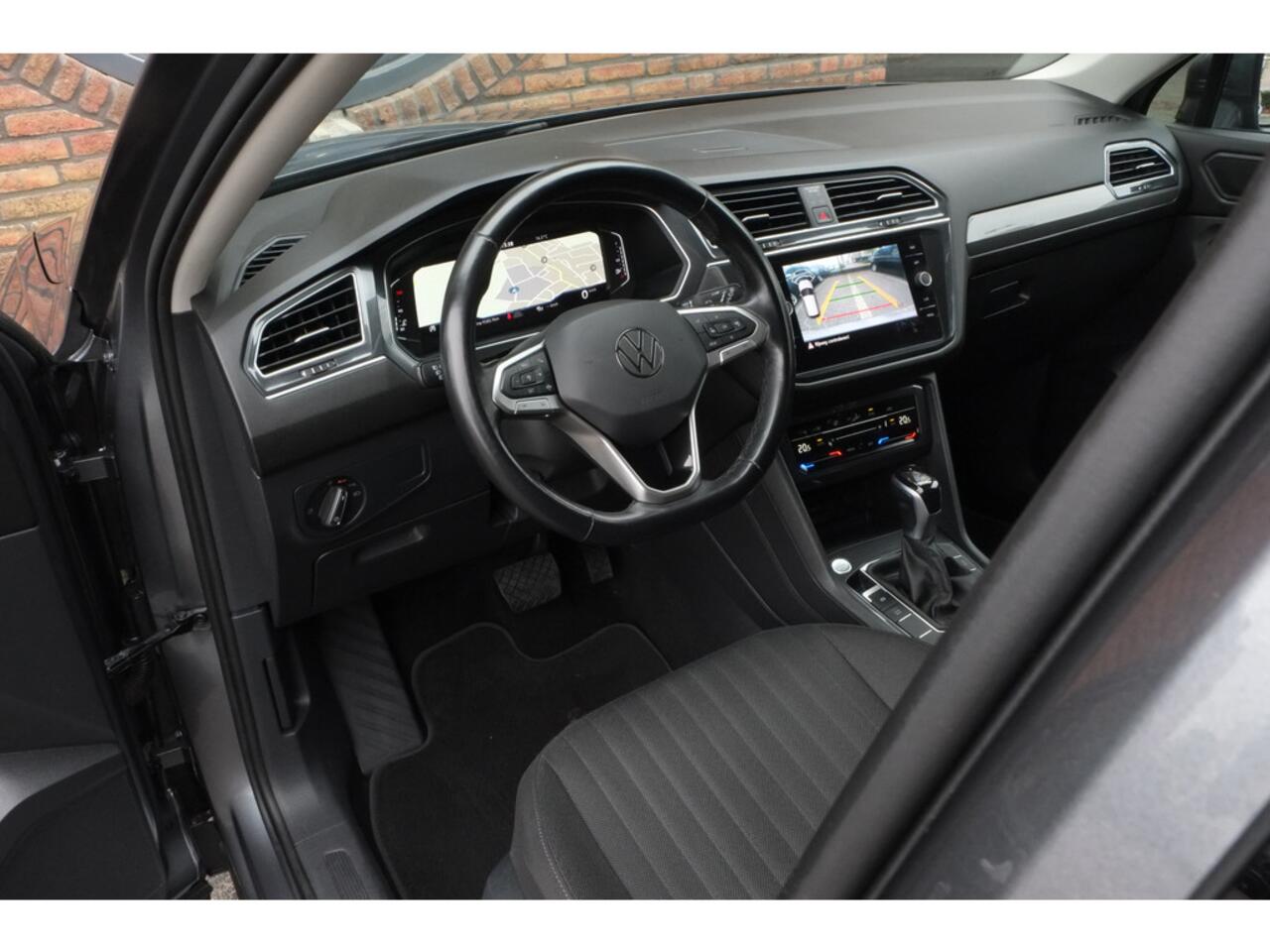 Volkswagen TIGUAN Allspace 2.0 TDI Highline 7p. Trekhaak, Achteruitrijcamera, ACC