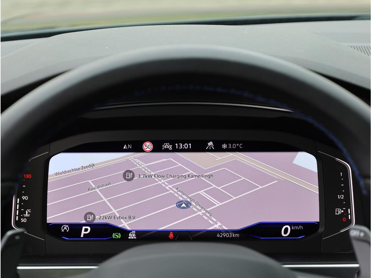 Volkswagen TIGUAN R Akrapovic | Panodak | Vol Leer | Harman/Kardon | 360° | Keyless | Memory | IQ Light Matrix | 21"Inch |