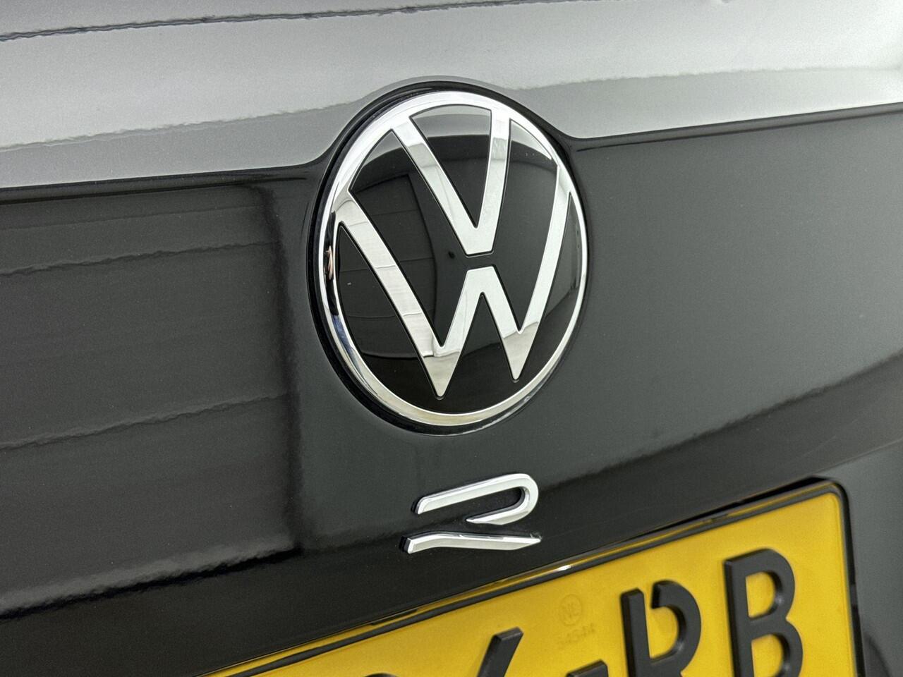 Volkswagen TIGUAN 2.0 TSI R 75 Edition 4Motion 320PK | Akrapovic | Schuif-/Kanteldak | Trekhaak | Harman Kardon | 360 Camera | Volleder Interieur | Memoryseats | Apple CarPlay & Android Auto