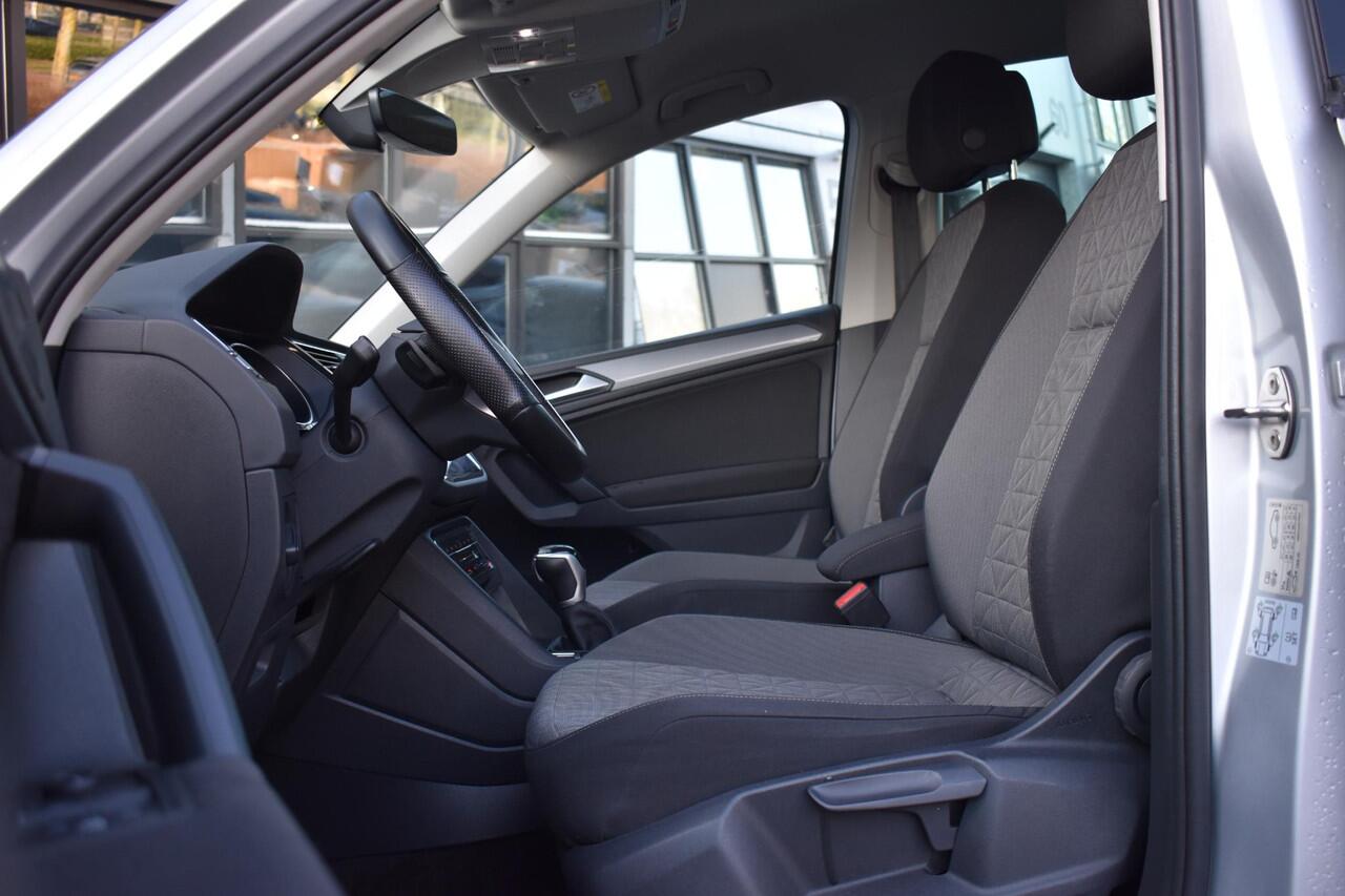 Volkswagen TIGUAN 1.5 TSI Life Business Camera ACC Keyless IQ.LIGHT