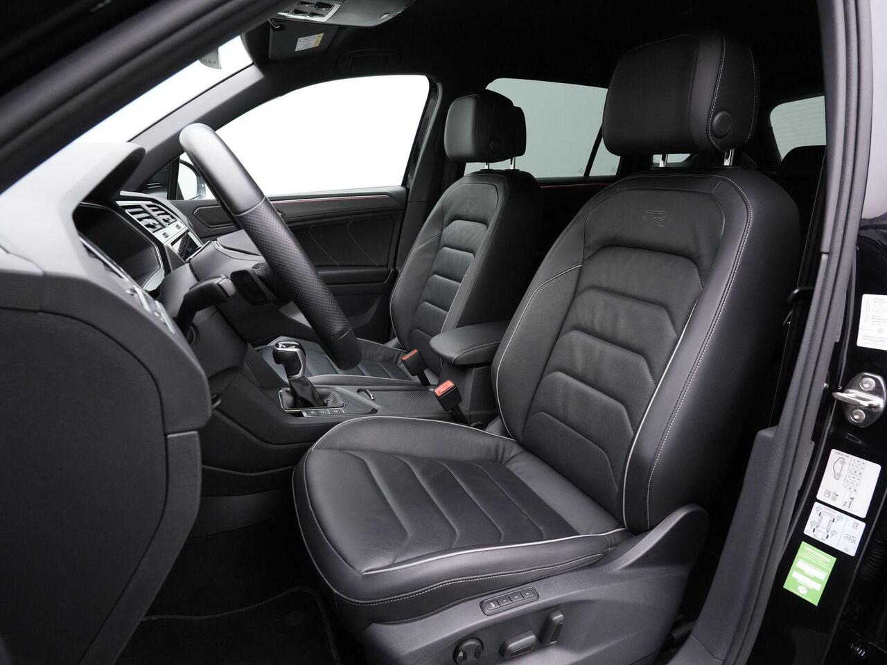 Volkswagen TIGUAN 1.4 TSI eHybrid 245 pk R-Line | Navigatie Discover Pro | Leder | Geheugenstoelen | Adaptief onderstel | 360 camera | IQ Light