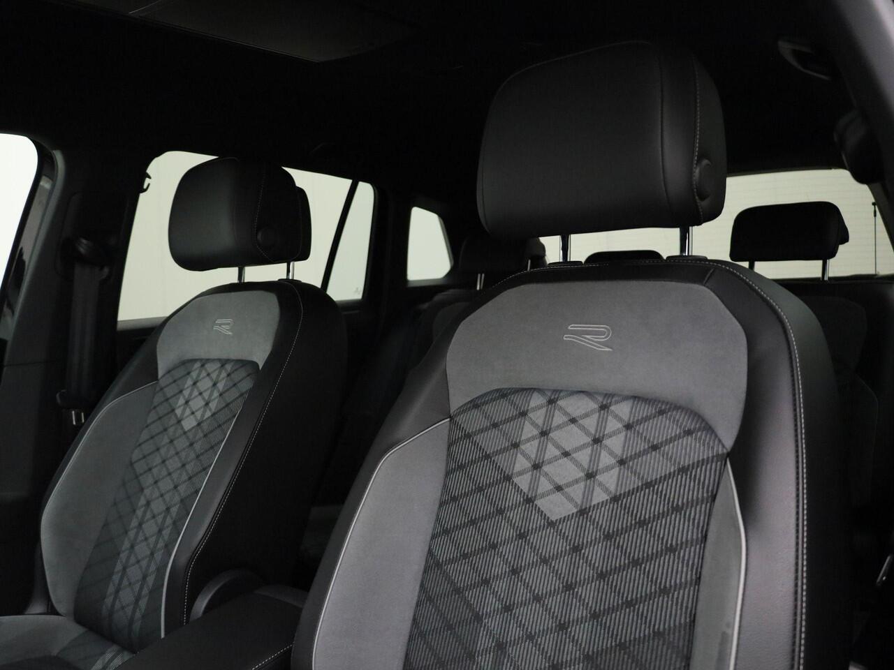 Volkswagen TIGUAN 1.5TSI/150PK DSG R-Line Black Style Navigatie · Apple Carplay/Android Auto · Camera + Parkeersensoren · Garantie t/m 17-02-2026 of 80000km.