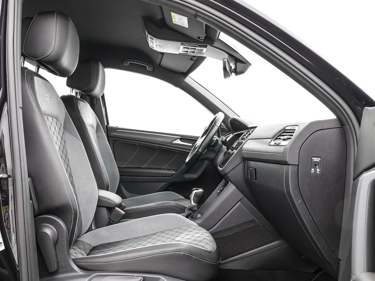 Volkswagen TIGUAN 1.4 TSI 245pk DGS eHybrid R-Line Business+ · Camera · Wegklapbare Trekhaak · Apple/Android Car Play · Navigatie · Stoelverwarming · 19'' Inch ·