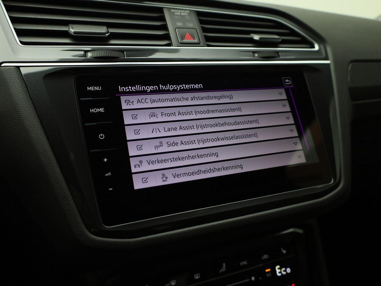 Volkswagen TIGUAN 1.4TSIeHybrid 180kW/245PK R-Line Black Style DSG · Panoramadak · Apple Carplay/Android Auto · Camera + Parkeersensoren