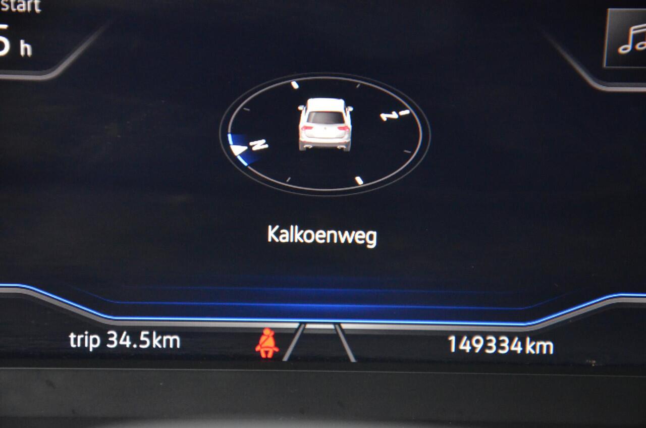 Volkswagen TIGUAN Allspace 1.5 TSI Life Business 7 Persoons Autoaat/Navi/Pdc/Ecc/Achteruitrijcamera/Stoel&Stuur verwarming/Virtueel dashboard/Privacy-Glass/Cr-Controle/18-Inc Lmv/Trekhaak