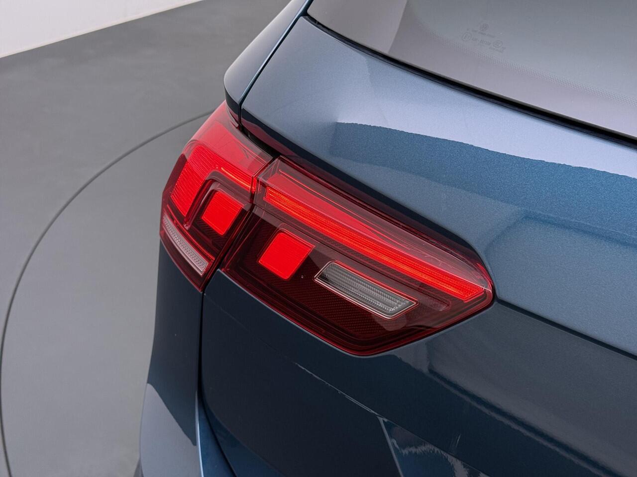 Volkswagen TIGUAN 1.4 TSI eHybrid PHEV ELEK. ACHTERKLEP| STOEL MASSAGE| STOEL + STUURVERWARMING| PARKEERSENS. VOOR EN ACHTER| RIJKLAARPRIJS INCL. 12 MND BOVAG GARANTIE