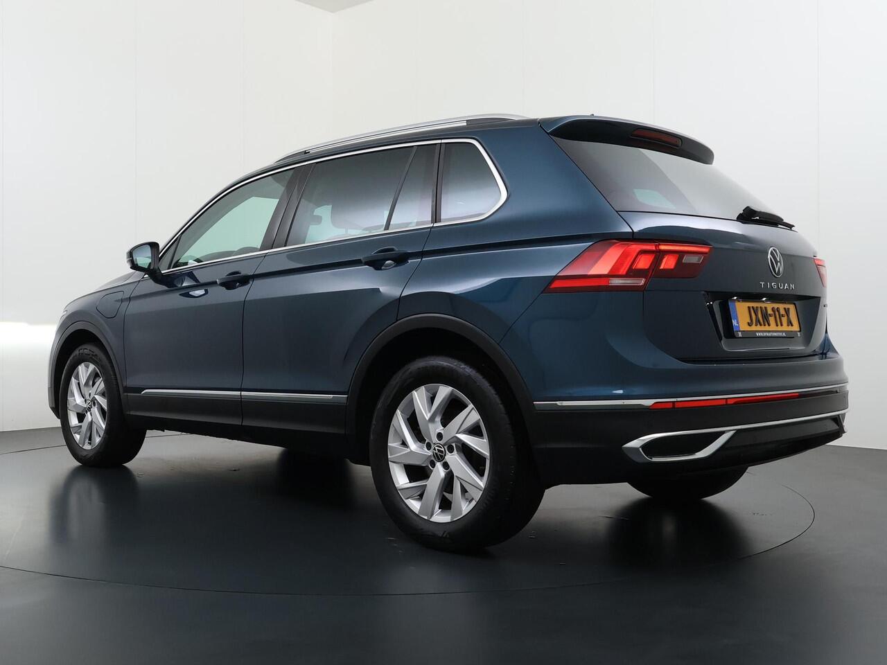 Volkswagen TIGUAN 1.4 TSI eHybrid PHEV ELEK. ACHTERKLEP| STOEL MASSAGE| STOEL + STUURVERWARMING| PARKEERSENS. VOOR EN ACHTER| RIJKLAARPRIJS INCL. 12 MND BOVAG GARANTIE