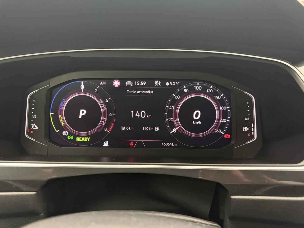 Volkswagen TIGUAN 1.4 TSI eHybrid R-Line Business+ Trekhaak | Panorama | Camera | Adap cruise