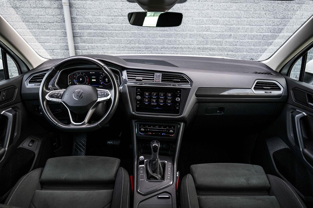 Volkswagen TIGUAN 1.5 TSi 150pk DSG-7 Elegance | IQ Light | Stoelverwarming | Virtual Cockpit
