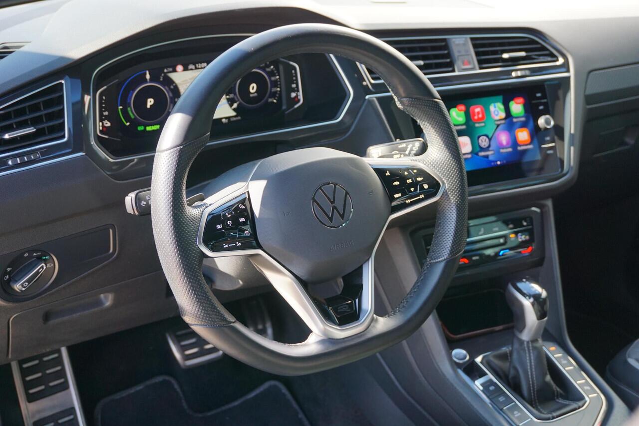 Volkswagen TIGUAN 1.4 TSI eHybrid R-Line Business+ | 94 % Soh | DCC | Trekhaak | ACC | 3x Rline