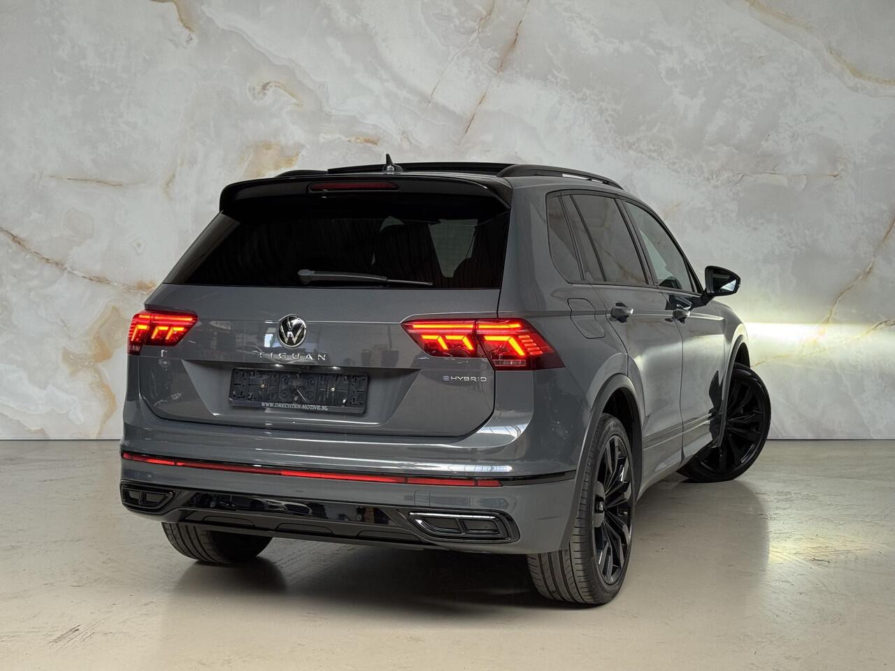 Volkswagen TIGUAN 1.4 TSI eHybrid R-Line / Pano / 360 / Led /