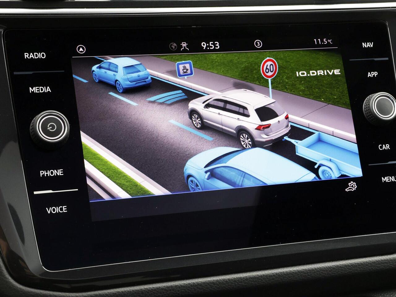 Volkswagen TIGUAN 1.4 TSI 245pk DSG eHybrid R-Line Business · SOH 92,8% · Panoramadak · Leder · 360 Camera · Inklap. Trekhaak · Matrix LED · Side Assist · Keyless · Stuur- & Stoelverwarming ·