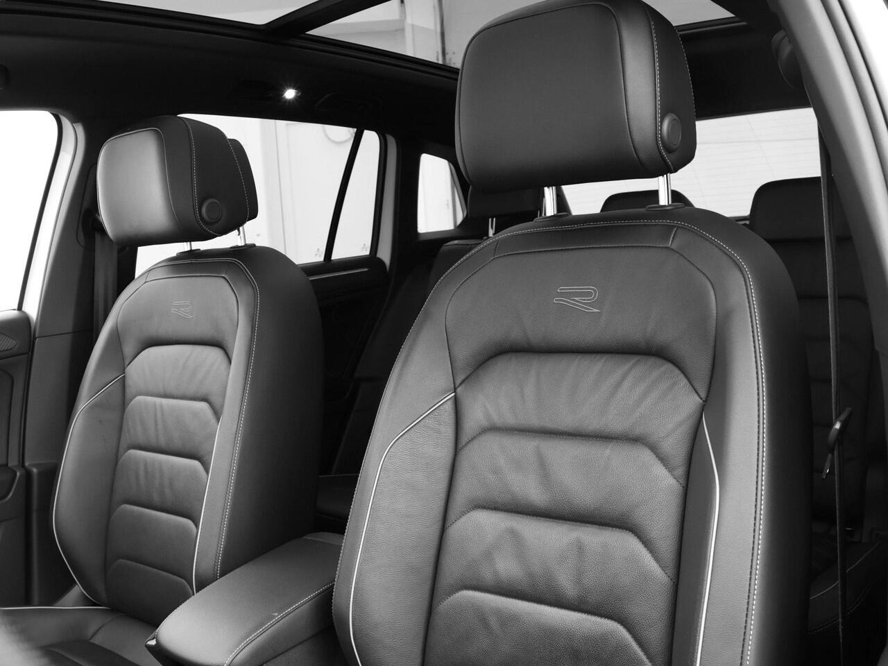 Volkswagen TIGUAN 1.4 TSI 245pk DSG eHybrid R-Line Business · SOH 92,8% · Panoramadak · Leder · 360 Camera · Inklap. Trekhaak · Matrix LED · Side Assist · Keyless · Stuur- & Stoelverwarming ·