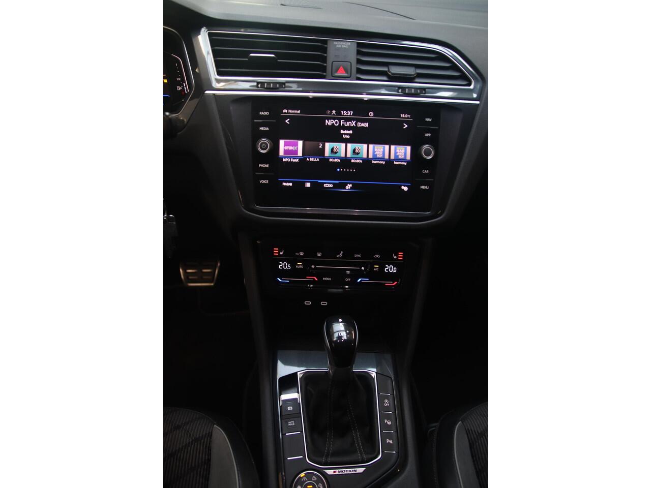Volkswagen TIGUAN 2.0 TSI 4Motion 3x R-line PANO-HUD-IQ LED-TREKHAAK