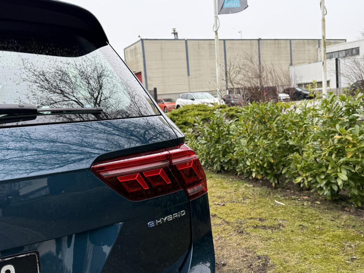 Volkswagen TIGUAN 1.4 TSI eHybrid 245PK R-Line TrekhaakoPano