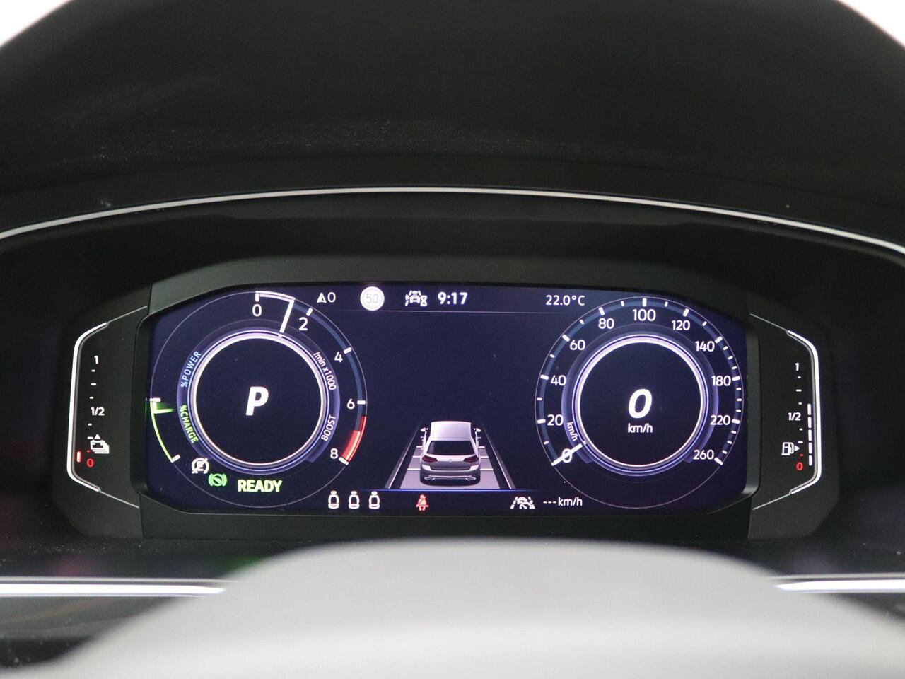 Volkswagen TIGUAN 1.4 Life Business eHybrid 245PK DSG keyless, head-up, led koplampen, achteruitrijcamera, elektrische achterklep, side assist, keyless, stuur-stoelverwarming, alarm, 17" lichtmetaal