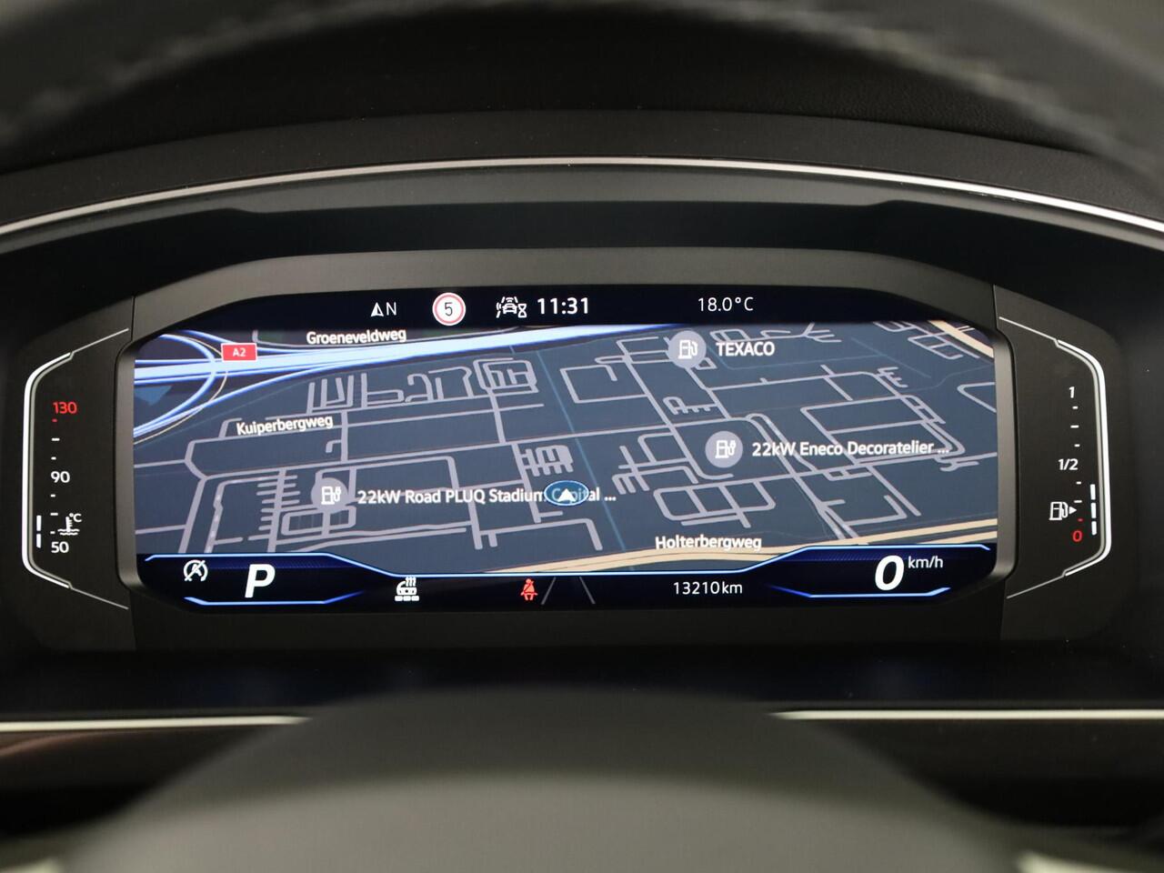 Volkswagen TIGUAN Allspace 1.5 TSI R-Line Business 150PK | Automaat (DSG) | Wegklapbare trekhaak | Panoramadak