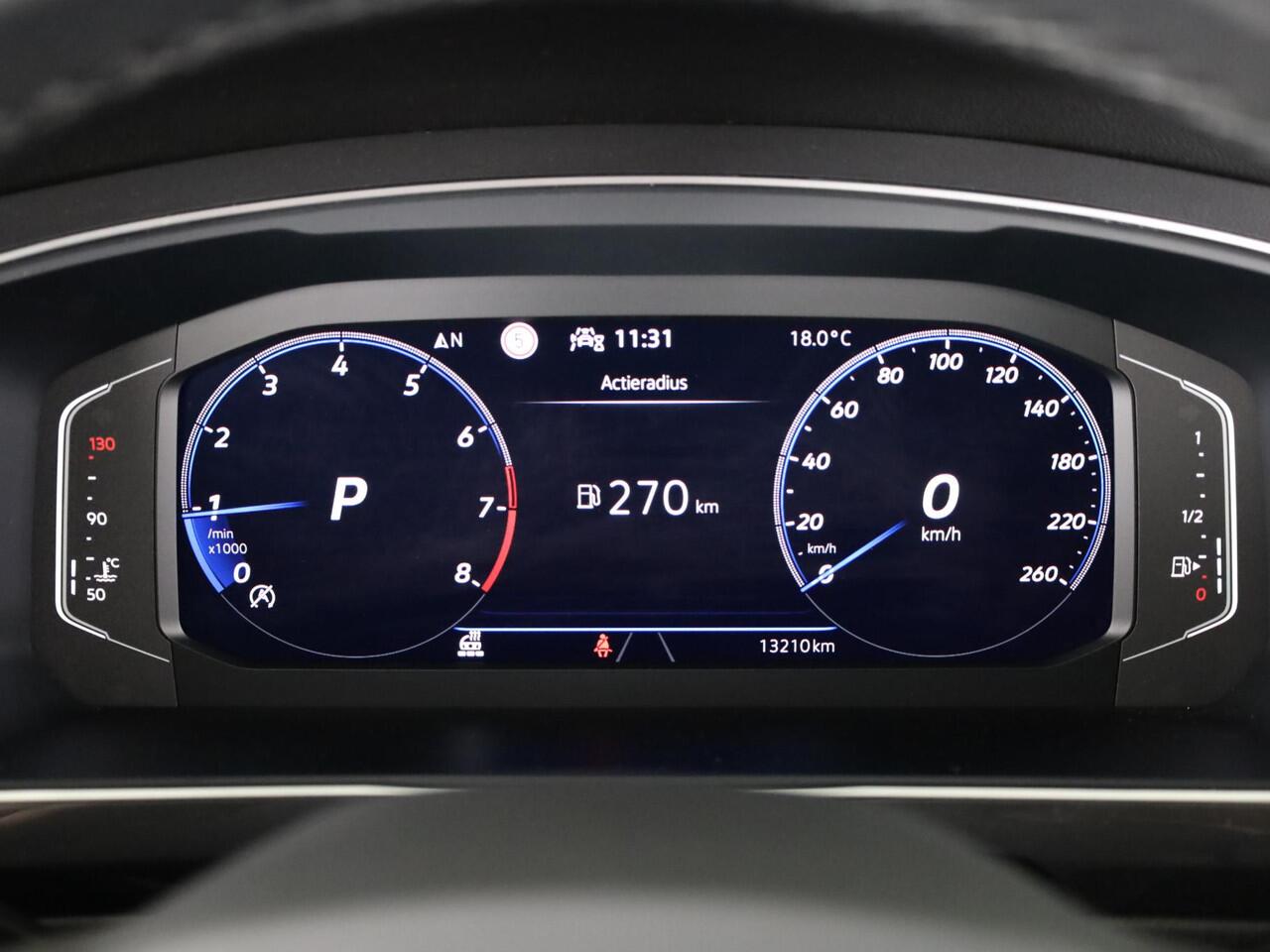 Volkswagen TIGUAN Allspace 1.5 TSI R-Line Business 150PK | Automaat (DSG) | Wegklapbare trekhaak | Panoramadak