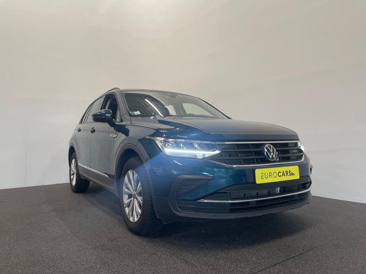 Volkswagen TIGUAN 1.4 TSI 245pk eHybrid Life Business Panoramadak Navigatie Apple Carplay/Android Auto Camera Parkeersensoren Adaptive Cruise Control Elektrische achterklep Virtual Cockpit Lichtmetalen velgen Climate Control