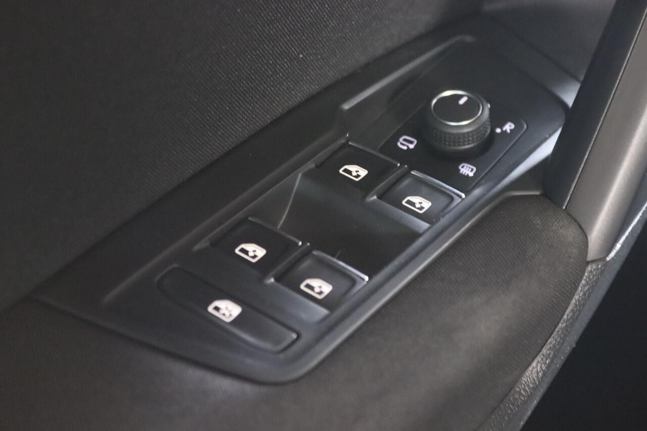 Volkswagen TIGUAN Allspace 1.5 TSI Life 7-Persoons Trekhaak, Virtual Cockpit, Apple CarPlay/Android Auto