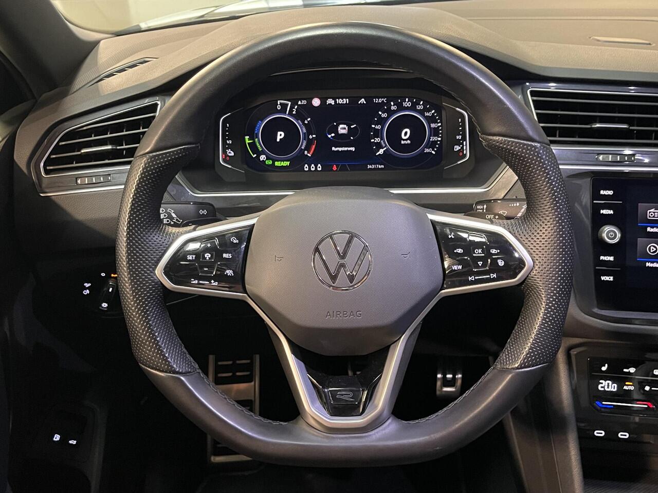 Volkswagen TIGUAN 1.4 TSI eHybrid R-Line Business+ 20"/Panoramadak/Leder + memory/360 camera/Elektrische klep/Dodehoek/Stuur + stoelverwarming/IQ Lights/Adaptieve cruise