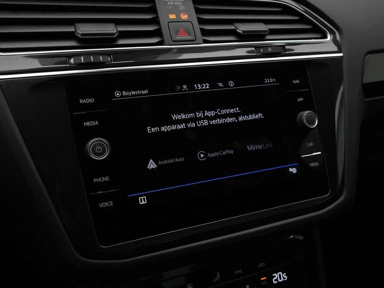 Volkswagen TIGUAN 1.4 TSI 245 pk eHybrid Life Business | LED koplampen | Achteruitrijcamera | Adaptive Cruise Control | Standkachel | Side Assist | 17 inch