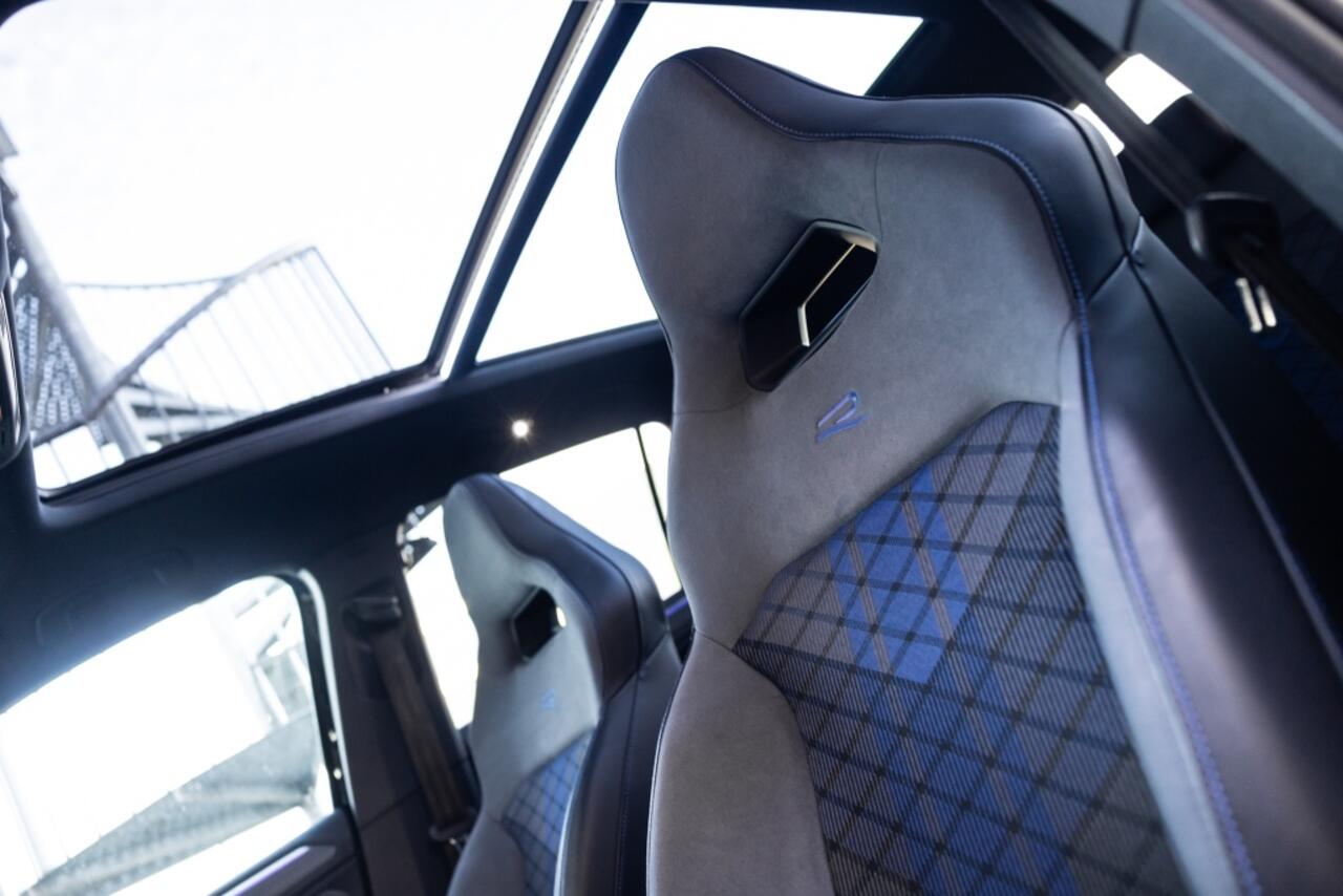 Volkswagen TIGUAN 2.0 TSI R | 360 | Akrapovic | Pano | Stoelverwarming