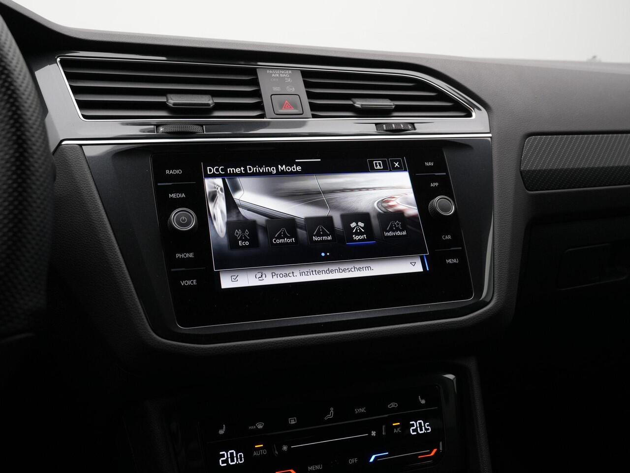 Volkswagen TIGUAN 1.4 TSI eHybrid 245 pk R-Line Business | Panoramadak | Trekhaak | Adaptief onderstel | IQ Light | Stuur-/stoelverwarming