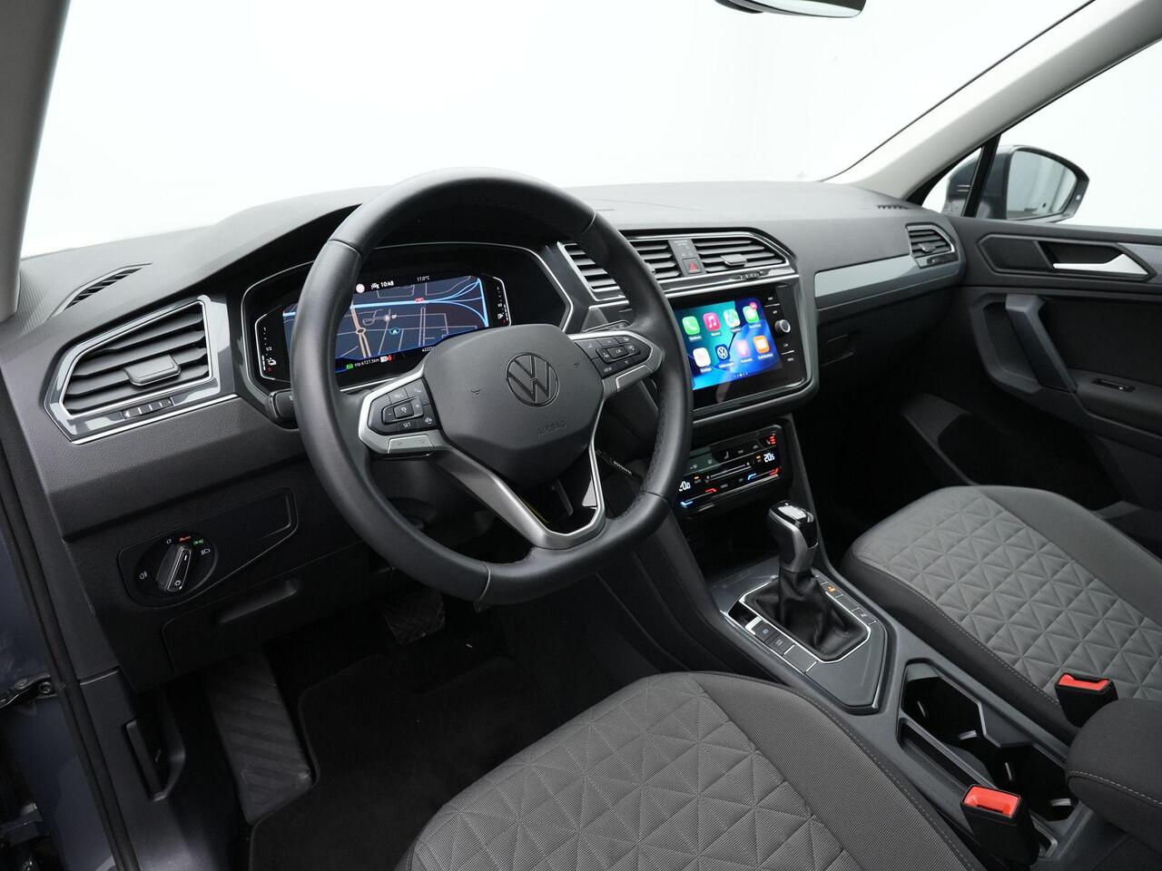 Volkswagen TIGUAN 1.4 TSI eHybrid 245 pk Life Business | Stuur-/stoelverwarming | Achteruitrijcamera | Adaptive Cruise | Navigatie