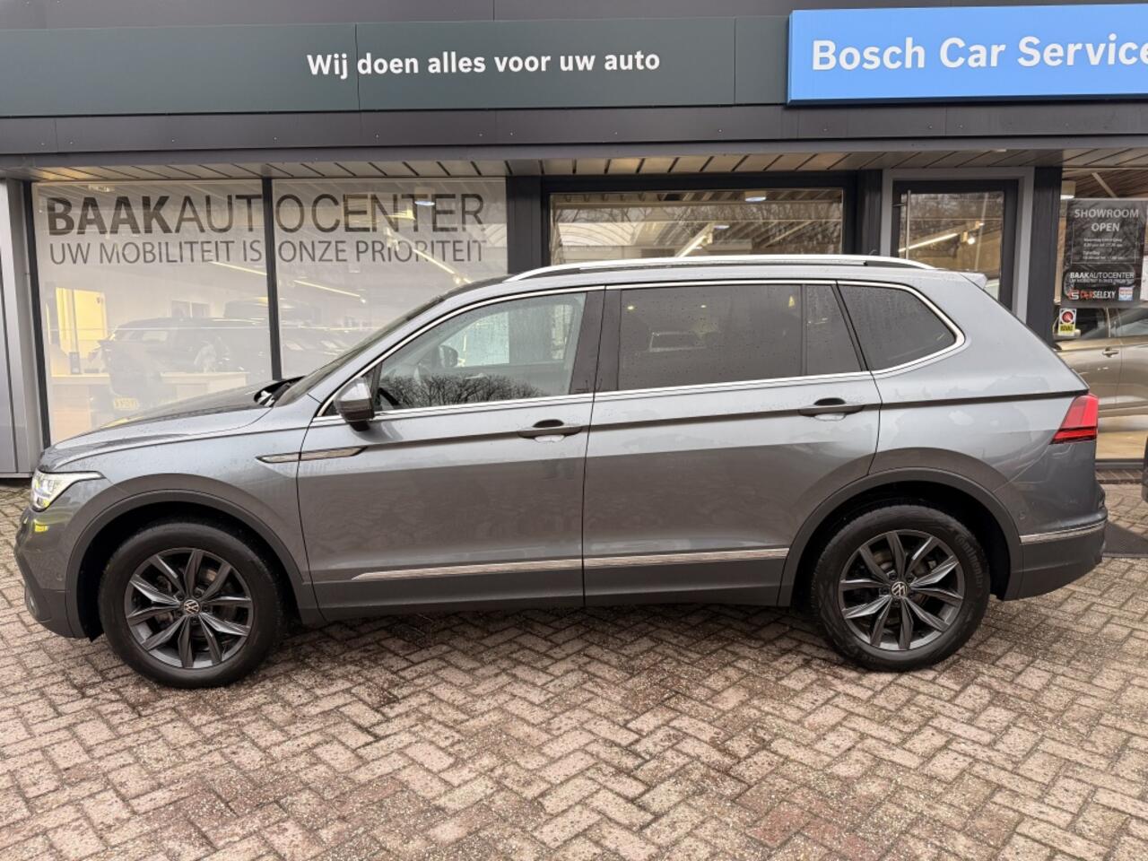Volkswagen TIGUAN Allspace 1.5 TSI Life Business | Virtual Cockpit | Trekhaak | Navigatie