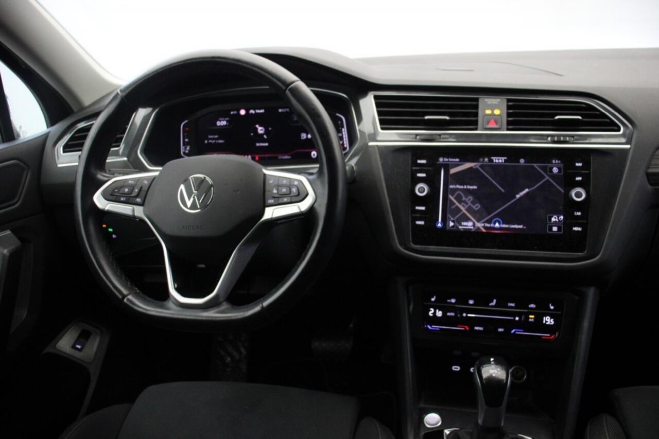 Volkswagen TIGUAN 1.5 TSI Elegance 7 Persoons Automaat - Digitaal Cockpit, Carplay, Navi, Cruise, Stoelverw.