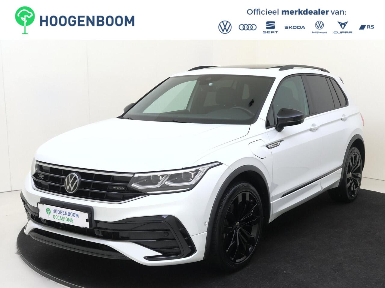Volkswagen TIGUAN 1.4 TSI eHybrid R-Line Business | Panoramadak | 360 camera | Black style | Adaptieve demping | Lederen bekleding | LED matrix verlichting | Keyless | Dodehoek detectie | Adaptieve cruise control |