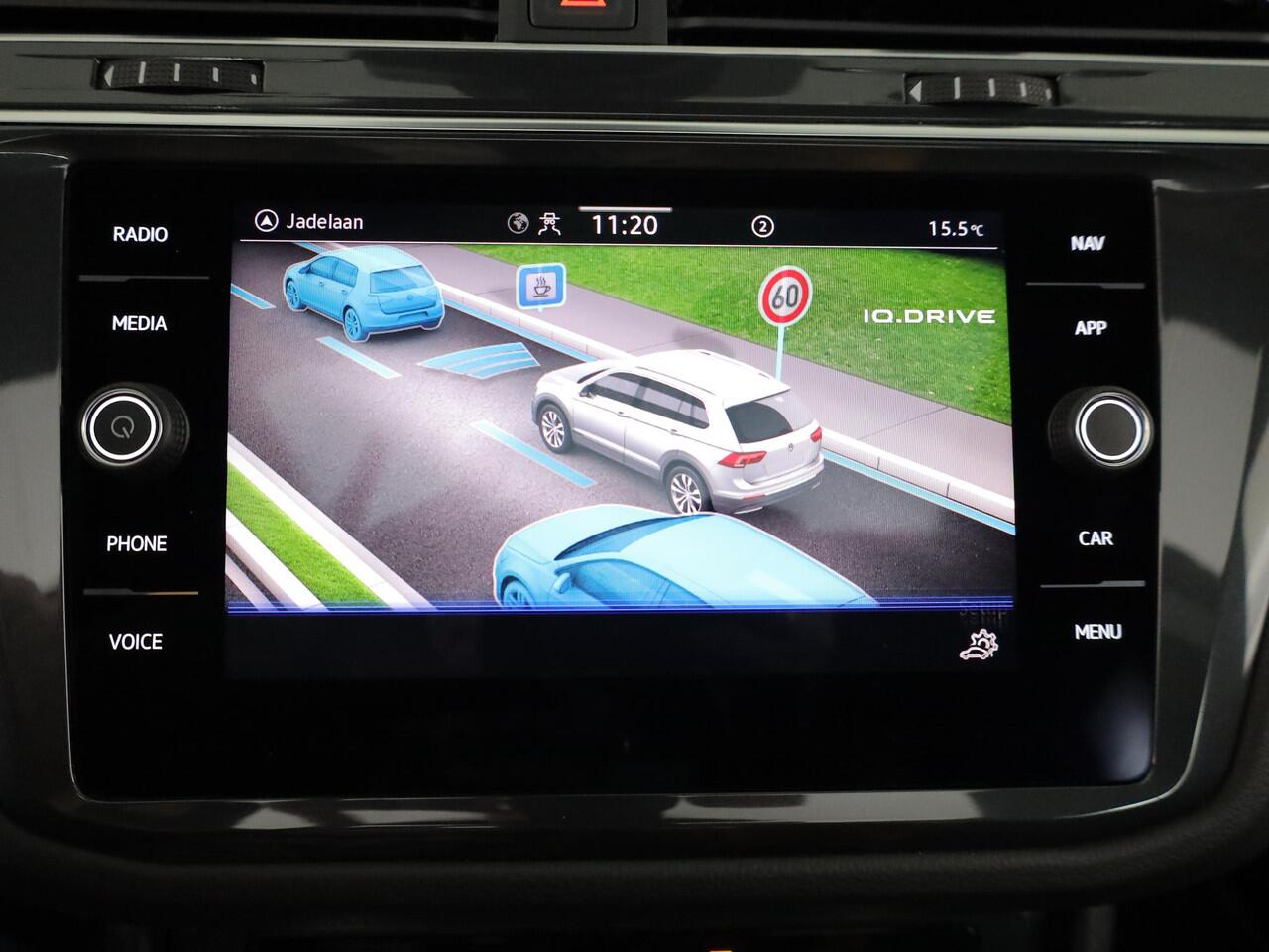 Volkswagen TIGUAN 1.4 TSI eHybrid R-Line Business 245 PK PHEV | Navigatie | Panorama dak | Black Style | Assistentie pakket | Parkeer camera |