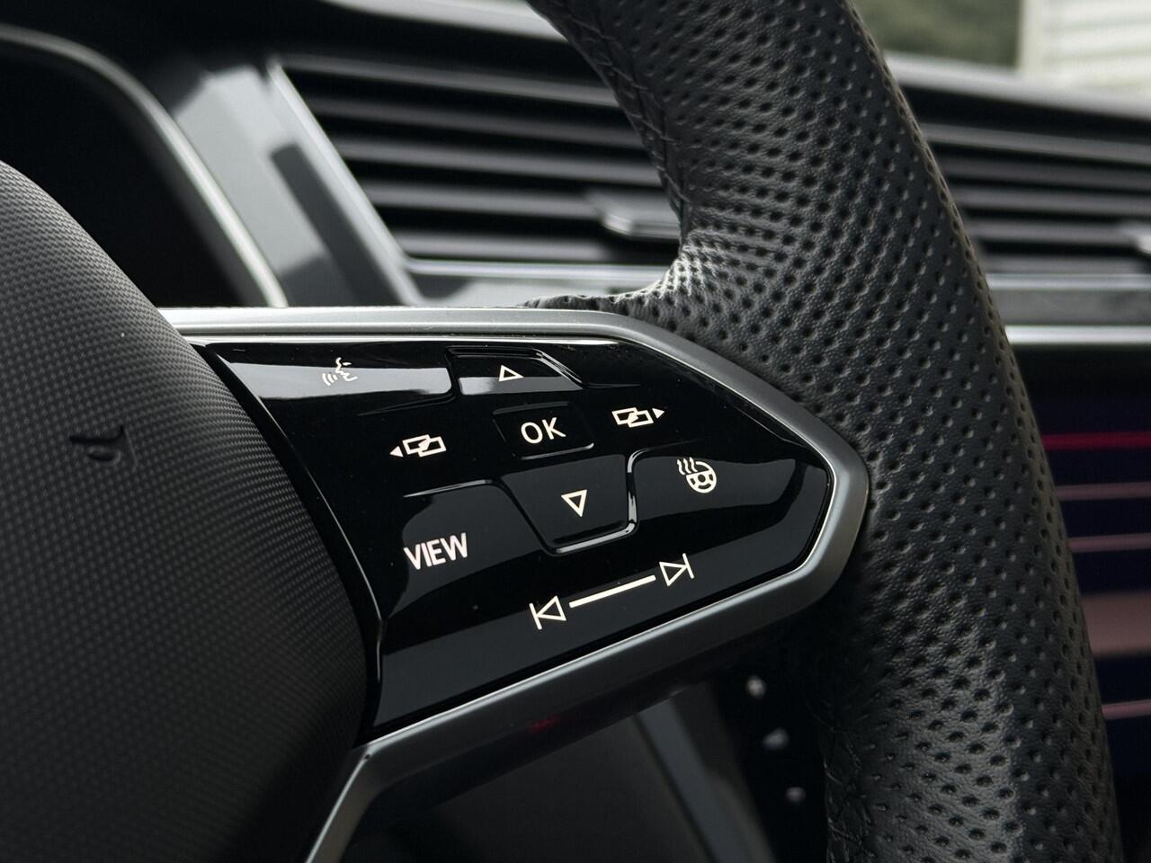 Volkswagen TIGUAN 1.5 eTSI R-Line Edition l Pano l Harman Kardon l Stoelverwarming l Adpt Cruise l Black Pakket