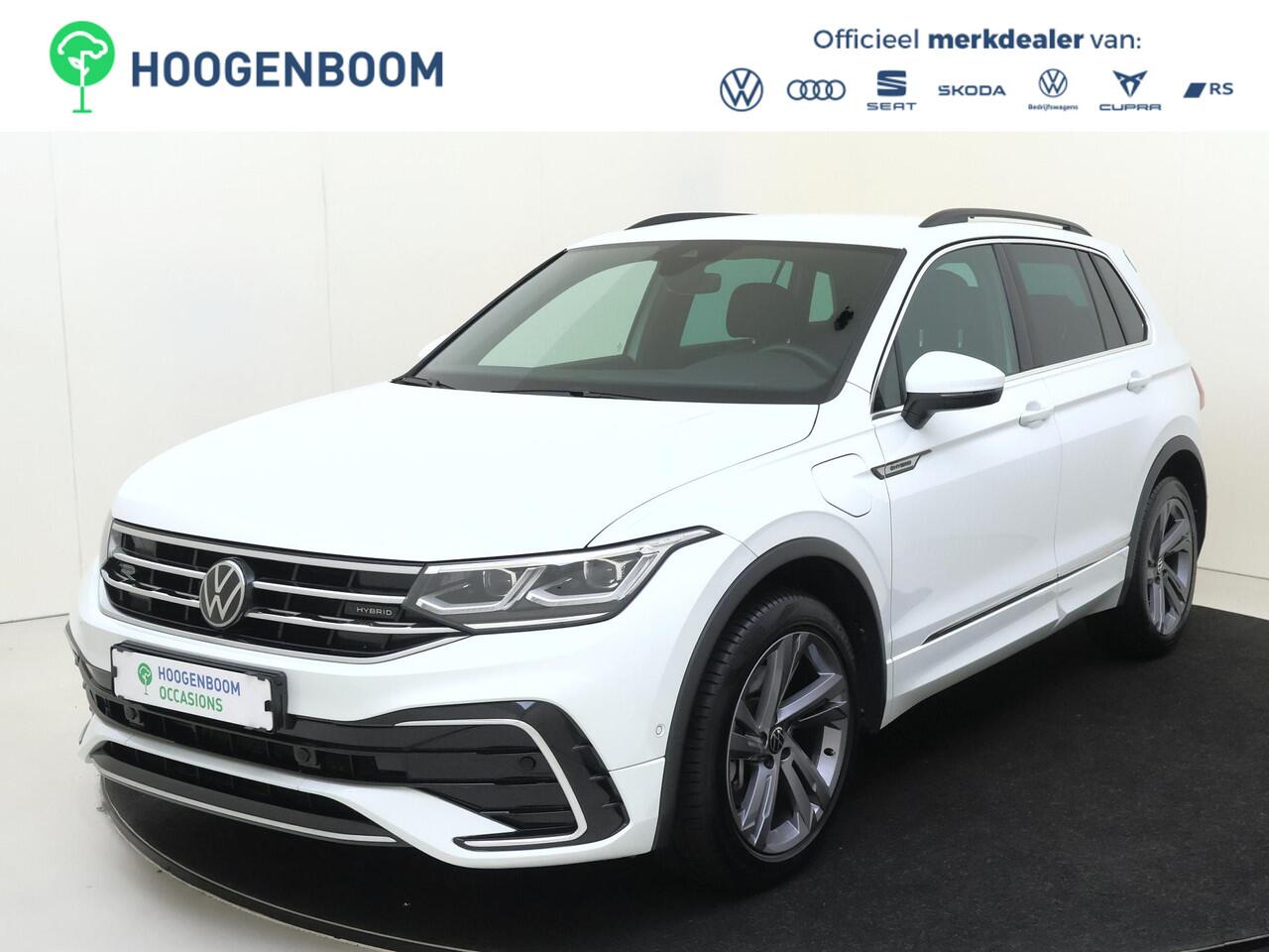 Volkswagen TIGUAN 1.4 TSI eHybrid R-Line Business | SoH 100% | Achteruitrijcamera | Adaptieve cruise control | 3-zone airco | Dodehoek detectie | Keyless | CarPlay | Parkeerassistent | Digital cockpit |