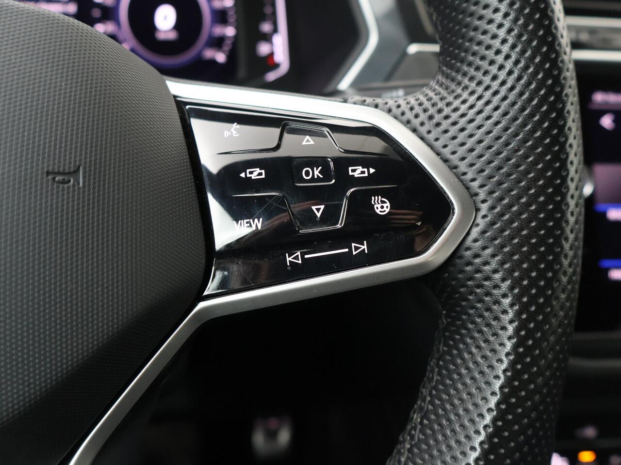 Volkswagen TIGUAN 1.4 TSI eHybrid R-Line Business+ | 245 PK | SoH 91% | Trekhaak | Panoramadak | 360 Graden camera | 20"LM velgen | Adaptive cruise control | R-Line |