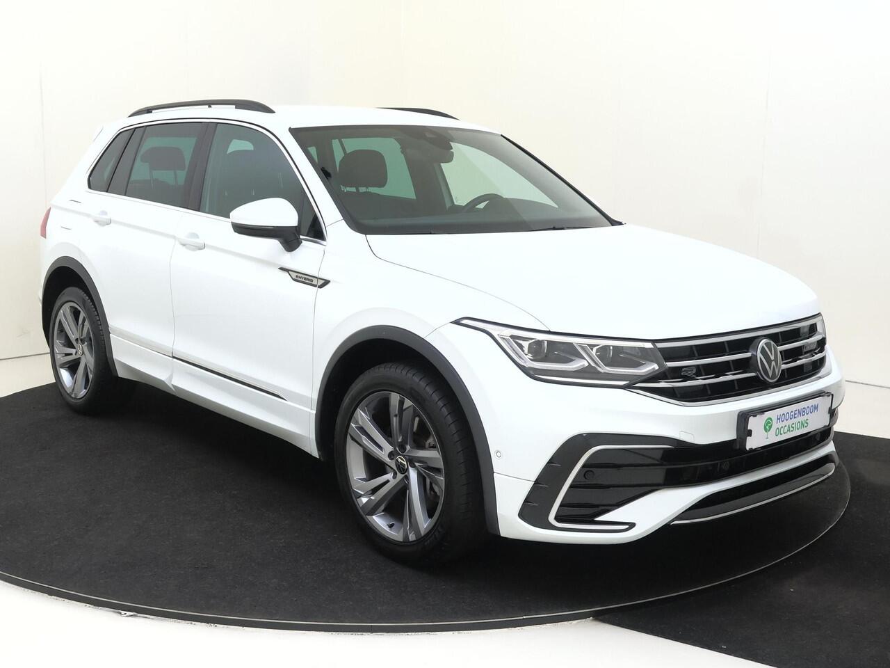 Volkswagen TIGUAN 1.4 TSI eHybrid R-Line Business | SoH 95% | Achteruitrijcamera | Adaptieve cruise control | 3-zone airco | Dodehoek detectie | Keyless | CarPlay | Parkeerassistent | Digital cockpit |