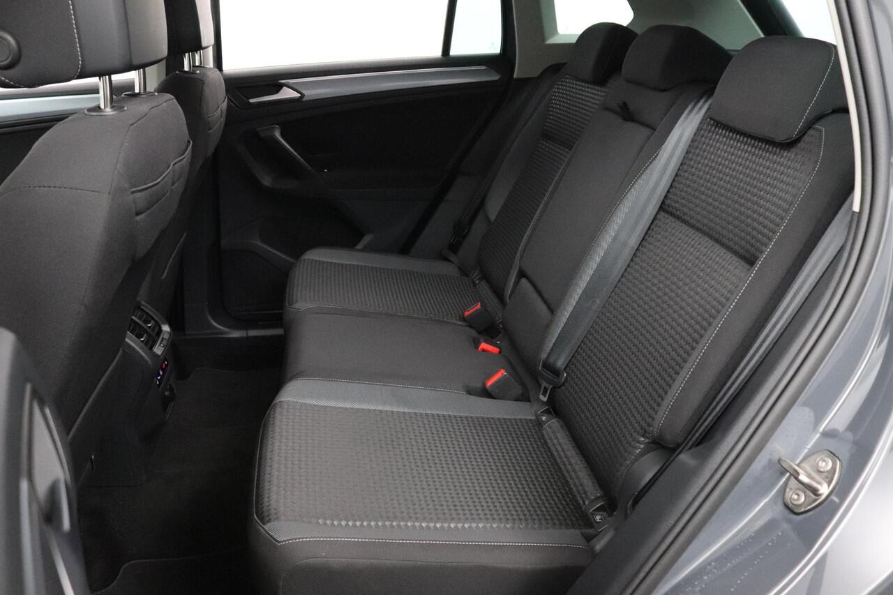 Volkswagen TIGUAN 1.4 TSI 245pk DSG eHybrid Active | Trekhaak 1800kg. | Virtual Cockpit | Camera | Stoelverwarming |