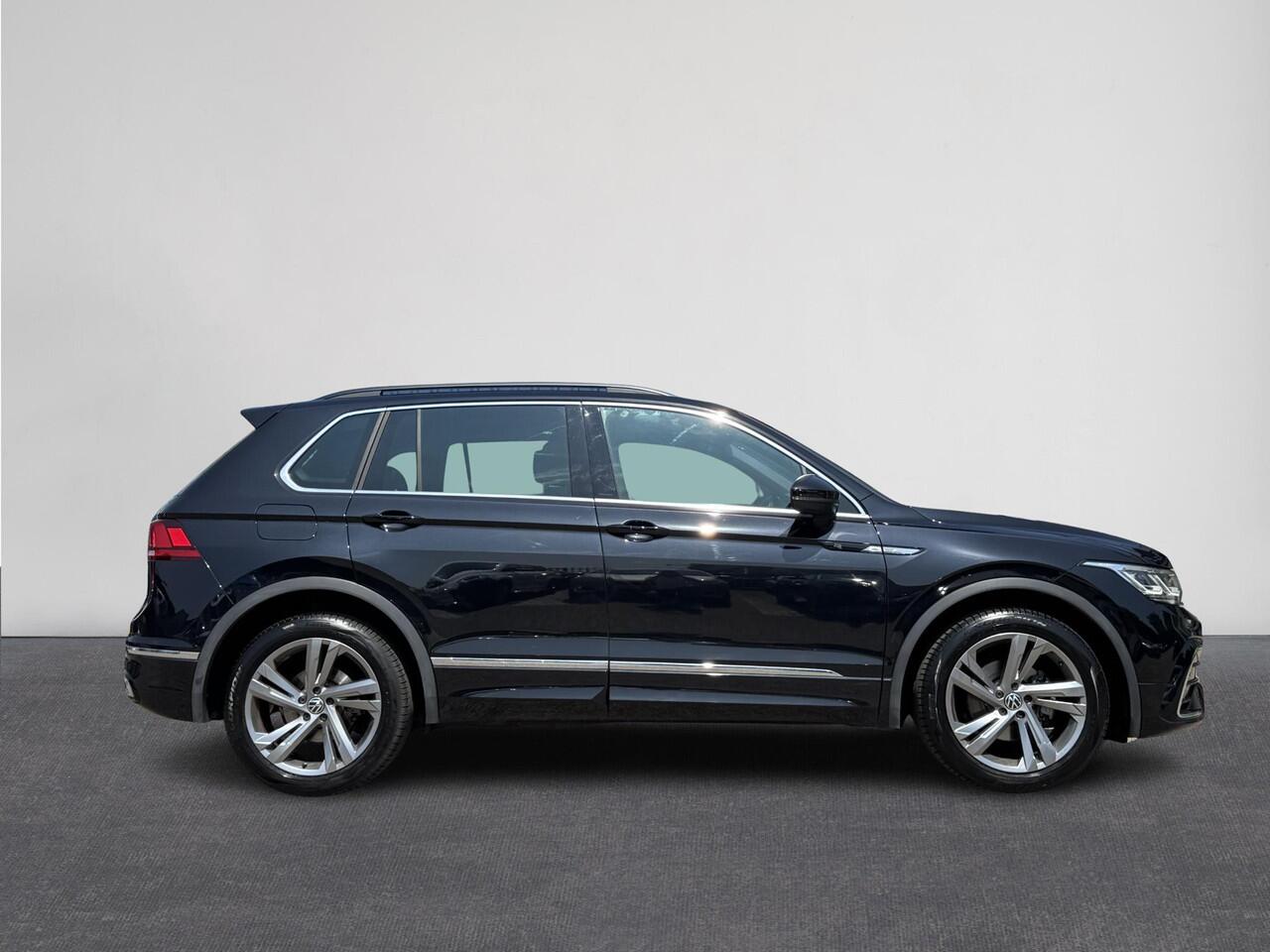 Volkswagen TIGUAN 1.5 TSI R-Line Business Automaat | Matrix LED koplampen | Cruise control adaptief | Digitaal Dashboard | Climate Control | comfortstoelen | Apple Carplay/Android Auto | Parkeersensor voor/achter | 19" Lichtmetalen Velgen