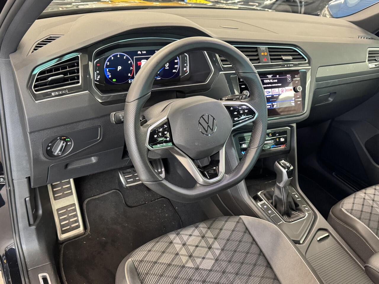 Volkswagen TIGUAN 1.5 TSI R-Line Business Automaat | Matrix LED koplampen | Cruise control adaptief | Digitaal Dashboard | Climate Control | comfortstoelen | Apple Carplay/Android Auto | Parkeersensor voor/achter | 19" Lichtmetalen Velgen