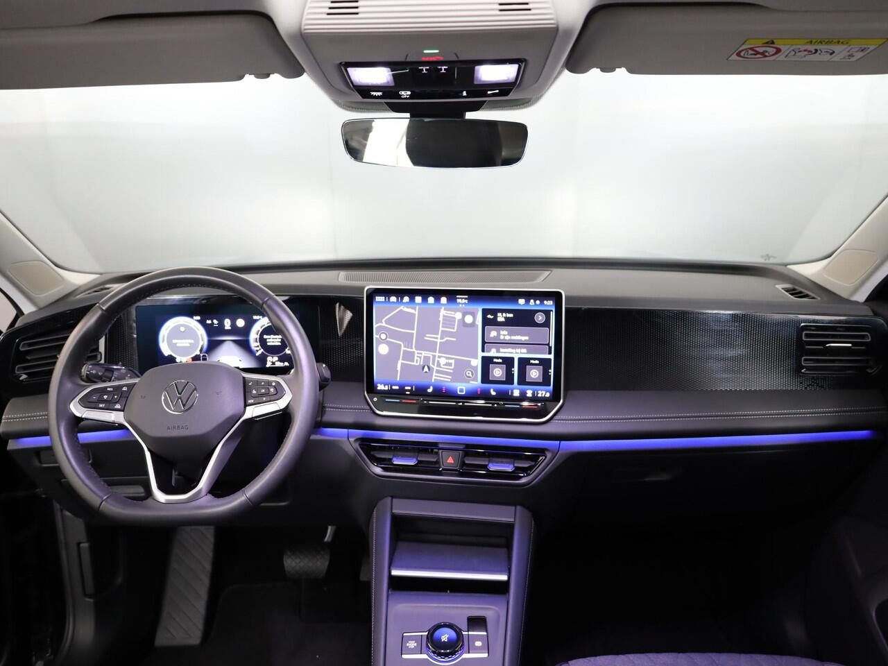 Volkswagen TIGUAN 1.5 eTSI Life Edition 130 pk Automaat (DSG) | Verlengde garantie | Navigatie | Panoramadak | Elektr. trekhaak | Parkeersensoren (Park assist) | Achteruitrijcamera |