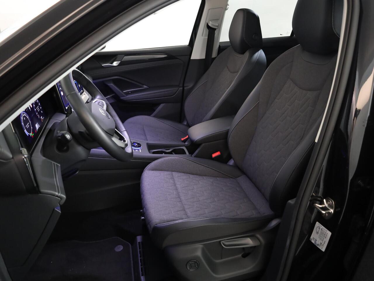 Volkswagen TIGUAN 1.5 eTSI Life Edition 130 pk Automaat (DSG) | Verlengde garantie | Navigatie | Panoramadak | Elektr. trekhaak | Parkeersensoren (Park assist) | Achteruitrijcamera |