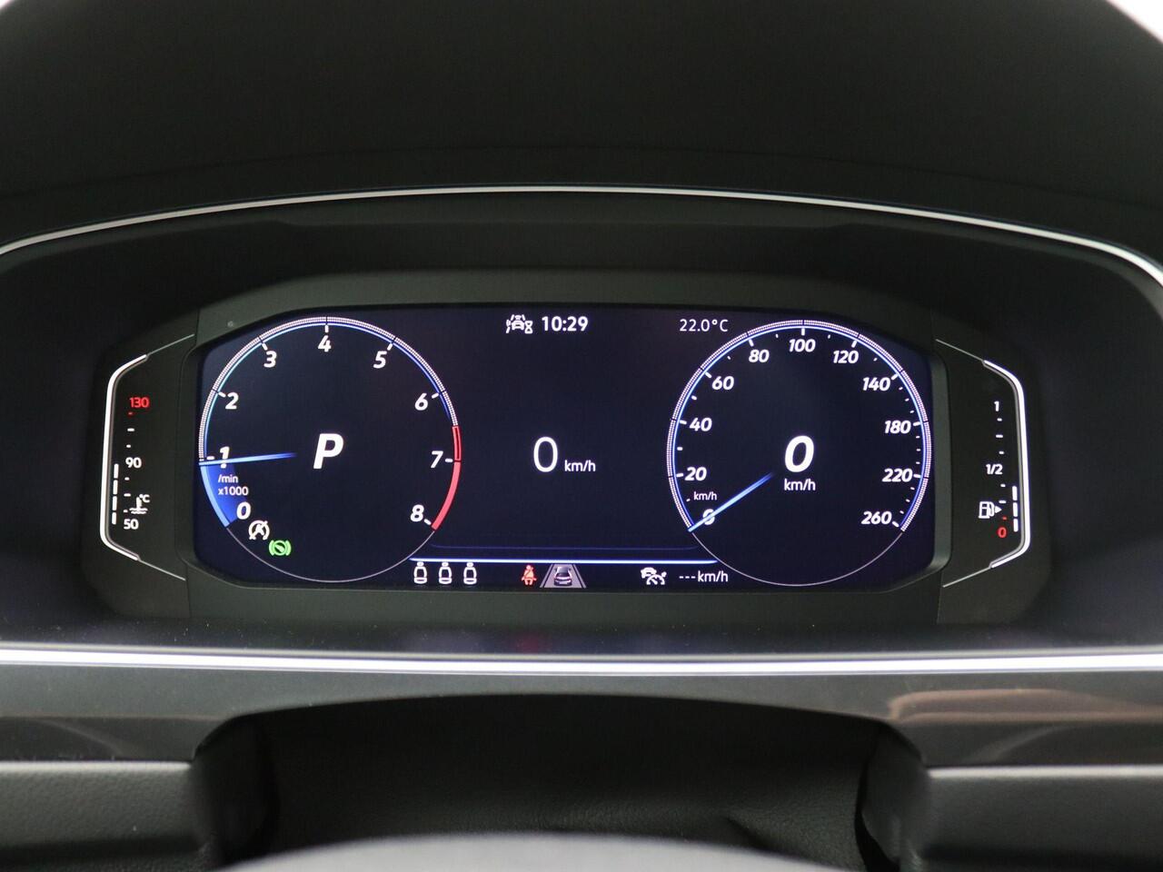 Volkswagen TIGUAN 1.5 TSI R-Line Business 150PK DSG full led, navi via apple carplay/android auto, clima, pdc voor en achter, lane assist, 19" lichtmetaal, adaptive cruise