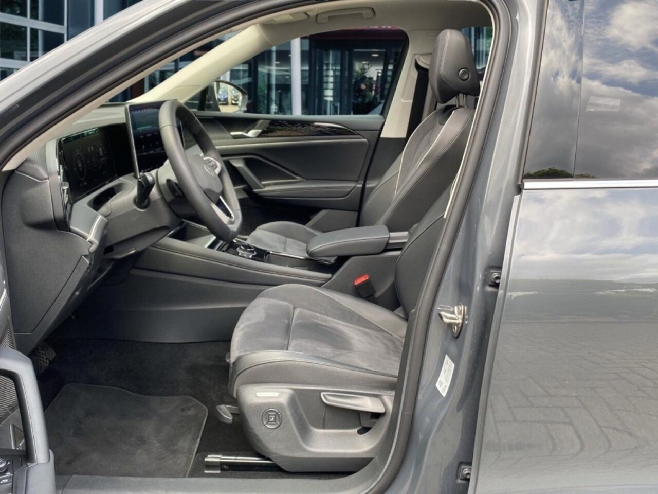 Volkswagen TIGUAN 1.5 TSI EHYBRID ELEGANCE PANO-DAK/360-CAMERA/TREKHAAK/NAVI/CARPLAY/ACC/