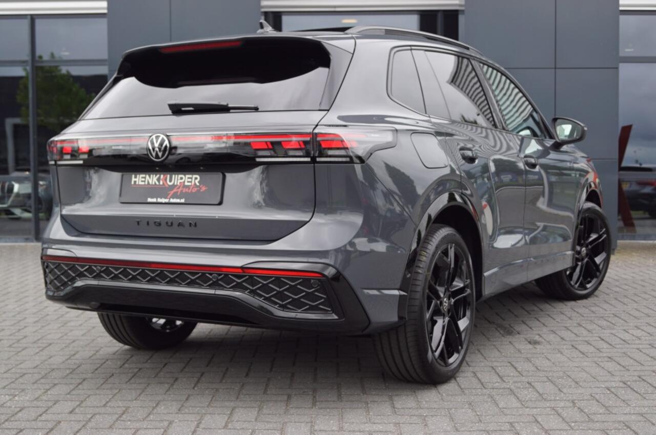 Volkswagen TIGUAN 1.5 eTSI DSG R-Line Black st 150pk /Panodak/ Navi/360gr.Camera/ Matrix LED/Trekh wegkl