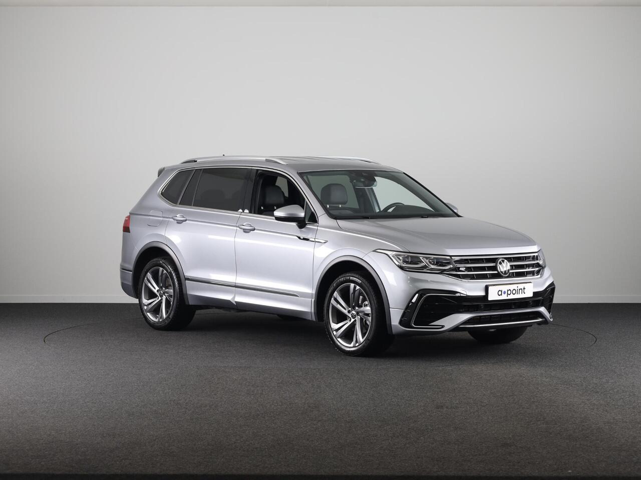 Volkswagen TIGUAN Allspace 1.5 TSI R-Line Business 150PK DSG | Verlengde garantie | Navigatie | Matrix LED koplampen | Elektrische achterklep |