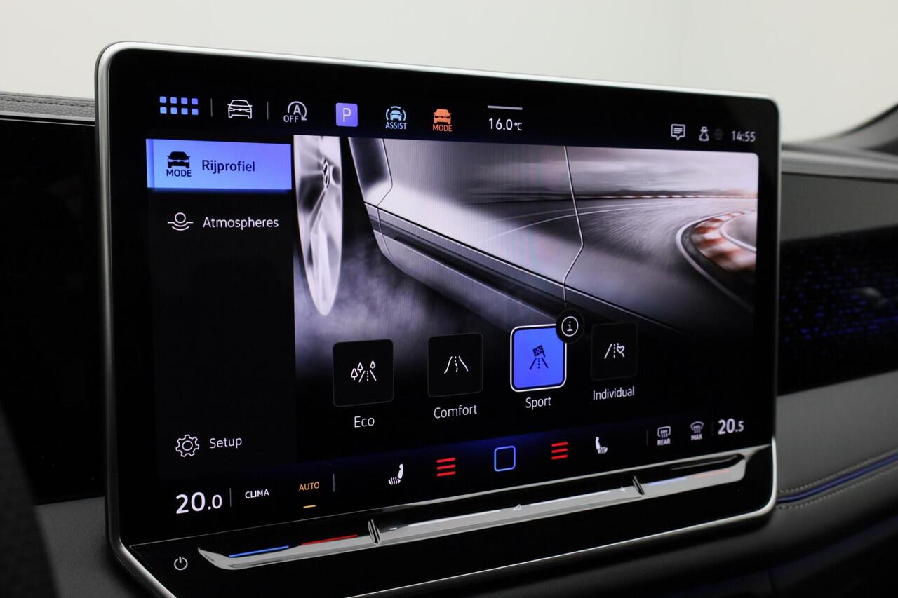 Volkswagen TIGUAN 1.5 eTSI 150 pk DSG R-Line Business | Panoramadak | Trekhaak | IQ Light | Rondomzicht camera | Stoelverwarming | Navigatie | Massage