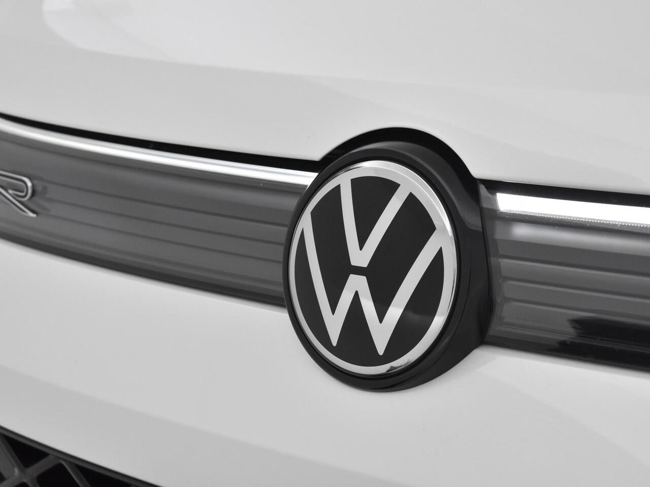 Volkswagen TIGUAN 1.5 eTSI 150pk DSG R-Line Business · Camera · Apple/Android Car Play · Massage · Keyless · Navi · Dodehoek Detectie · 20'' Inch · Garantie t/m 27-02-2028 of 100.000km