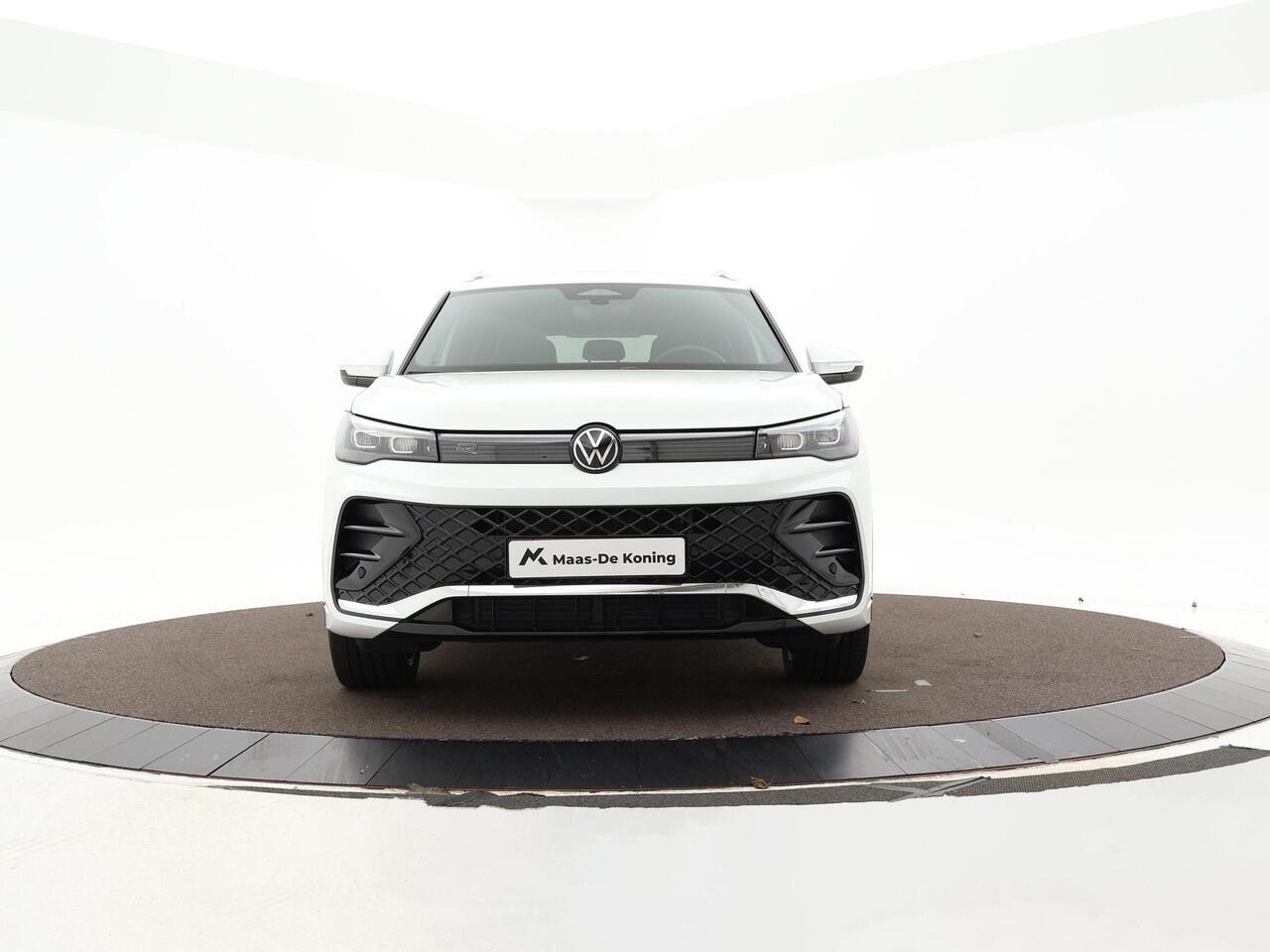 Volkswagen TIGUAN 1.5 eTSI 150pk DSG R-Line Business · Camera · Apple/Android Car Play · Massage · Keyless · Navi · Dodehoek Detectie · 20'' Inch · Garantie t/m 27-02-2028 of 100.000km