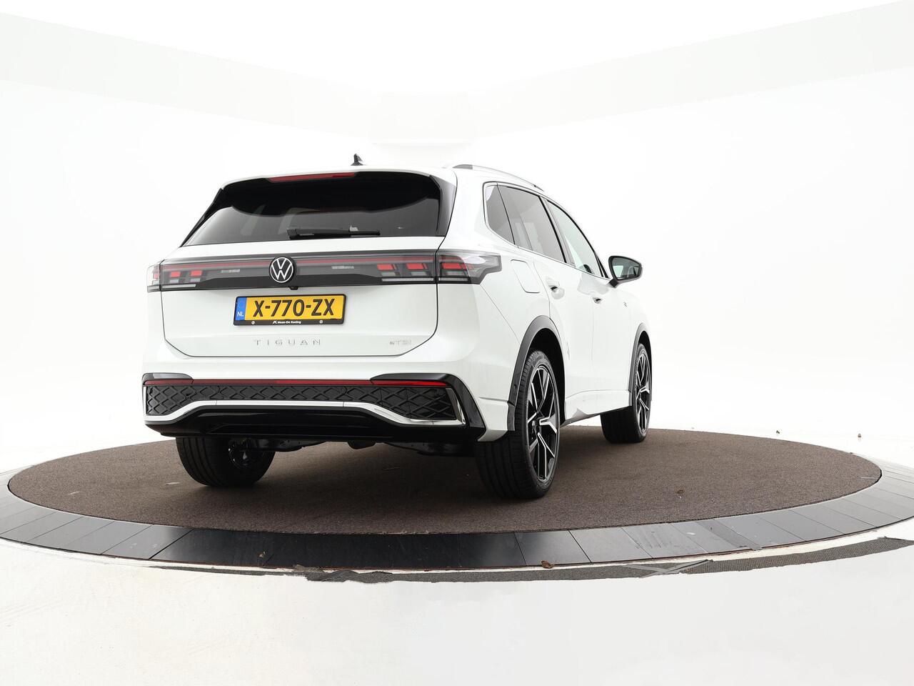 Volkswagen TIGUAN 1.5 eTSI 150pk DSG R-Line Business · Camera · Apple/Android Car Play · Massage · Keyless · Navi · Dodehoek Detectie · 20'' Inch · Garantie t/m 27-02-2028 of 100.000km